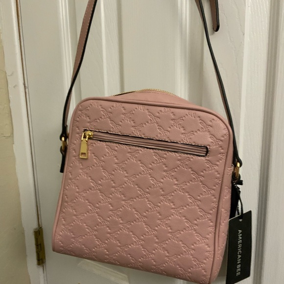 Crossbody and Matching Wallet - Picture 6 of 11